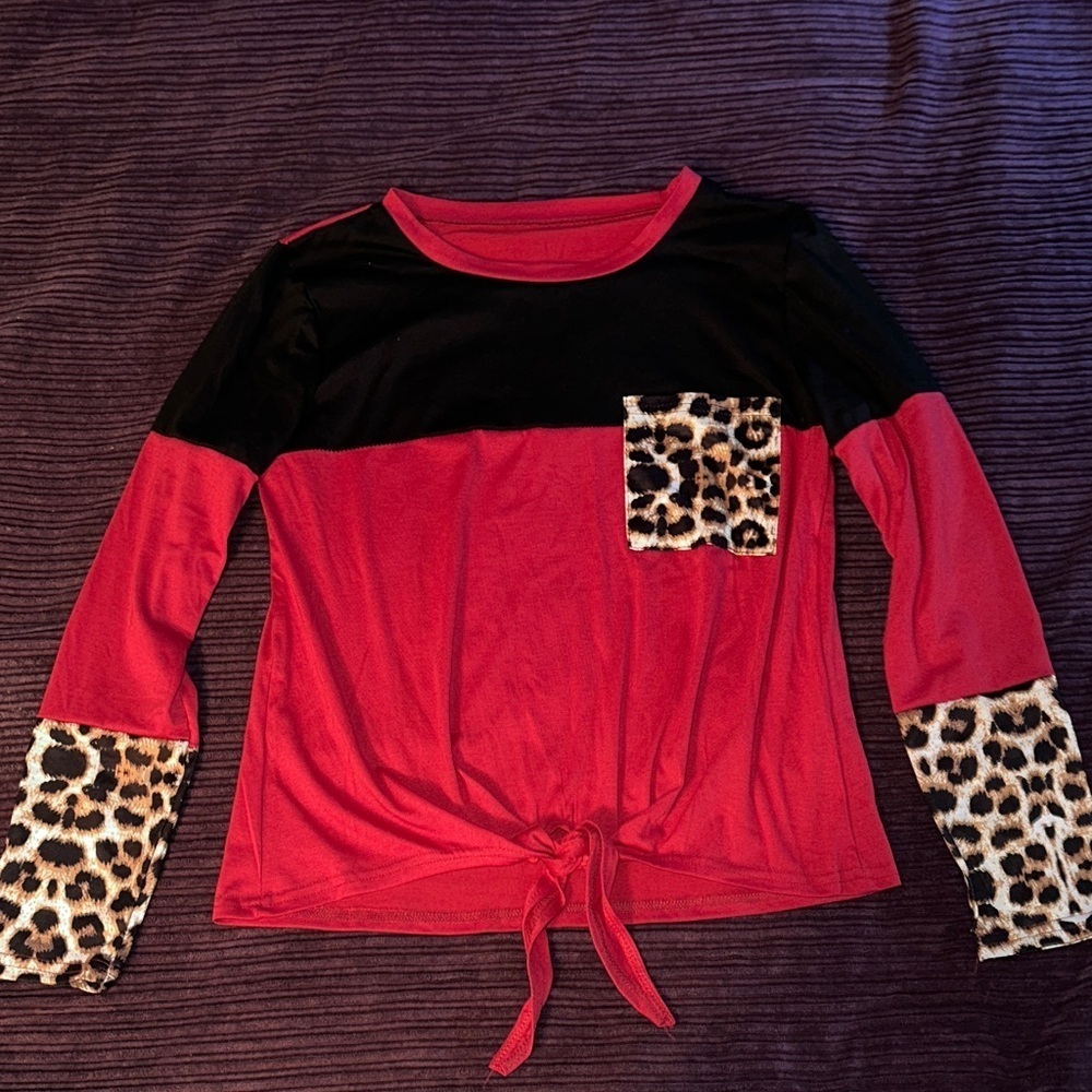 Leopard Accent Long Sleeve Shirt - Red and Black